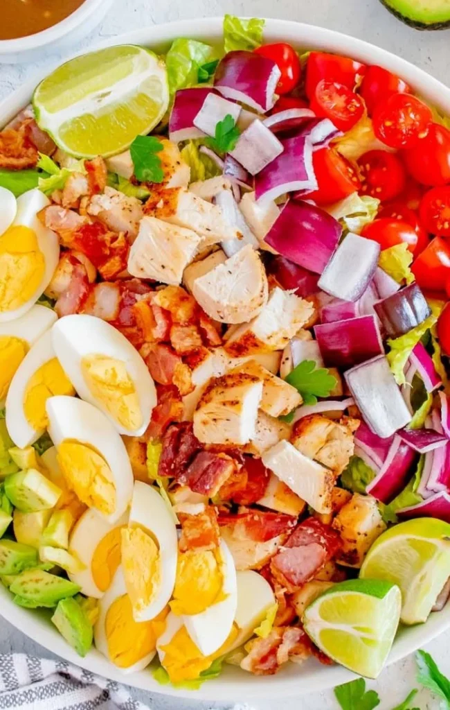 High protein salad bowl with 54g protein for busy days