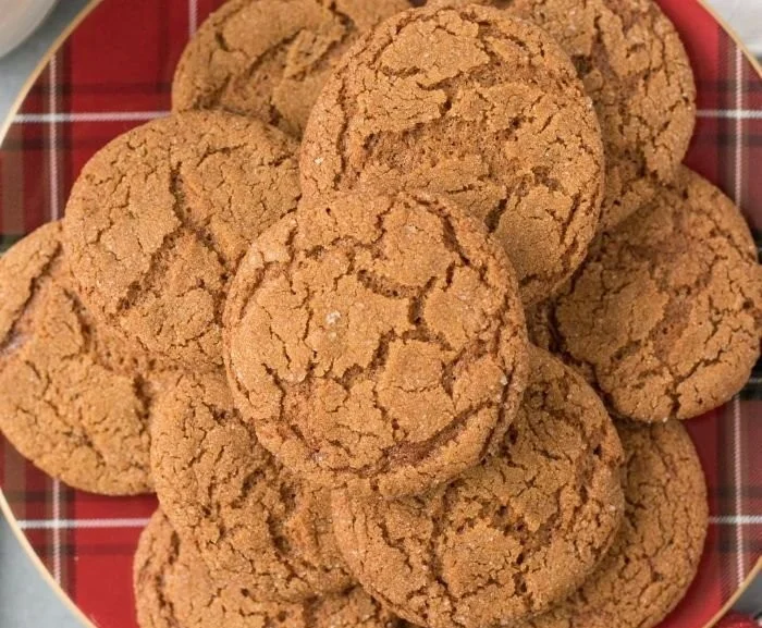 Delicious old fashioned healthy gingersnaps ready to enjoy